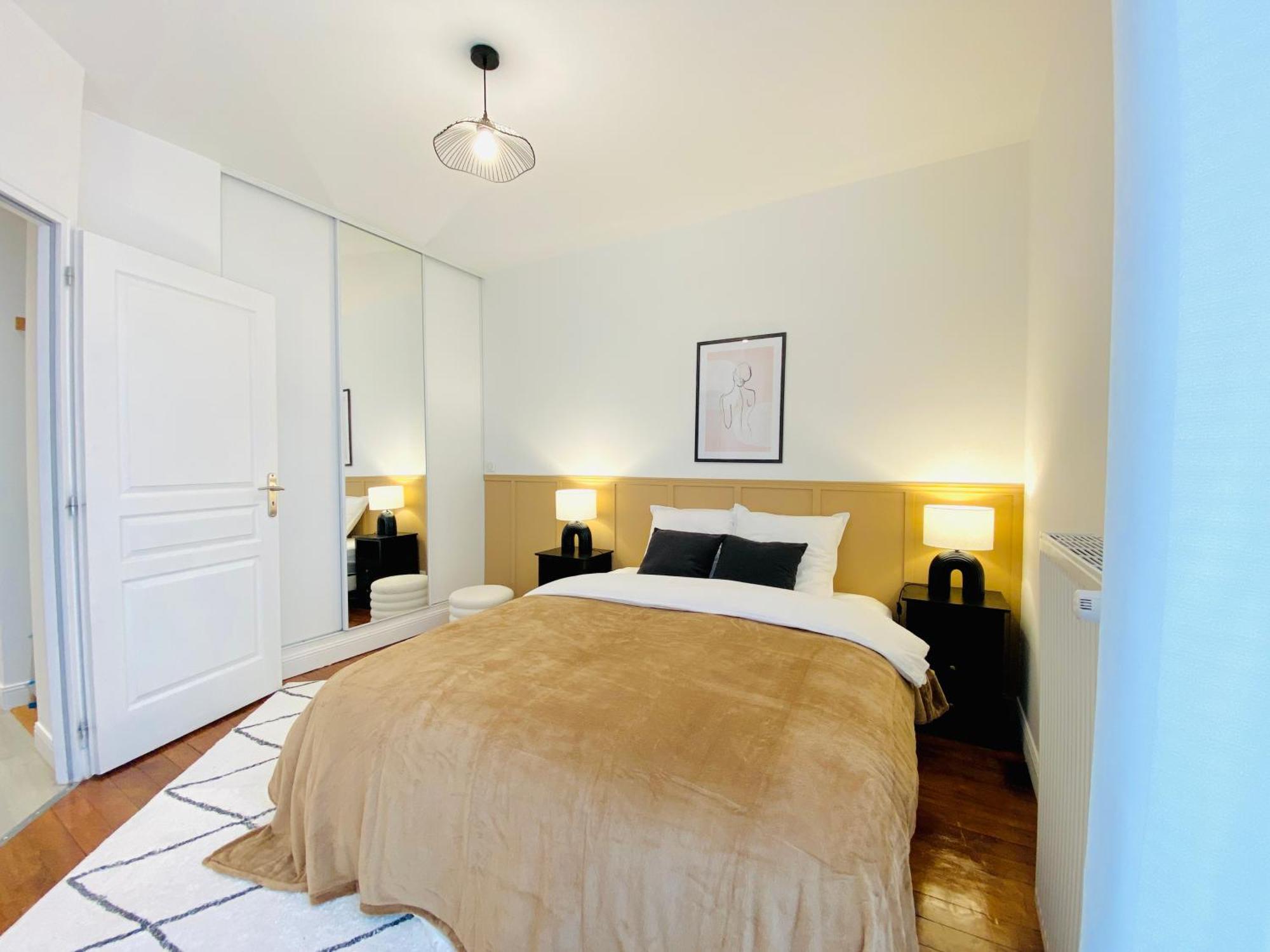 Le Subtil - Best Keys - Elegance & Confort - 2 Chambres Separees - Lit Queen Size - Smart Tv Netflix - Entre Gare & Centre Ville - A 1H De Paris - Wifi Fibre - Check-In Autonome Sens Bagian luar foto