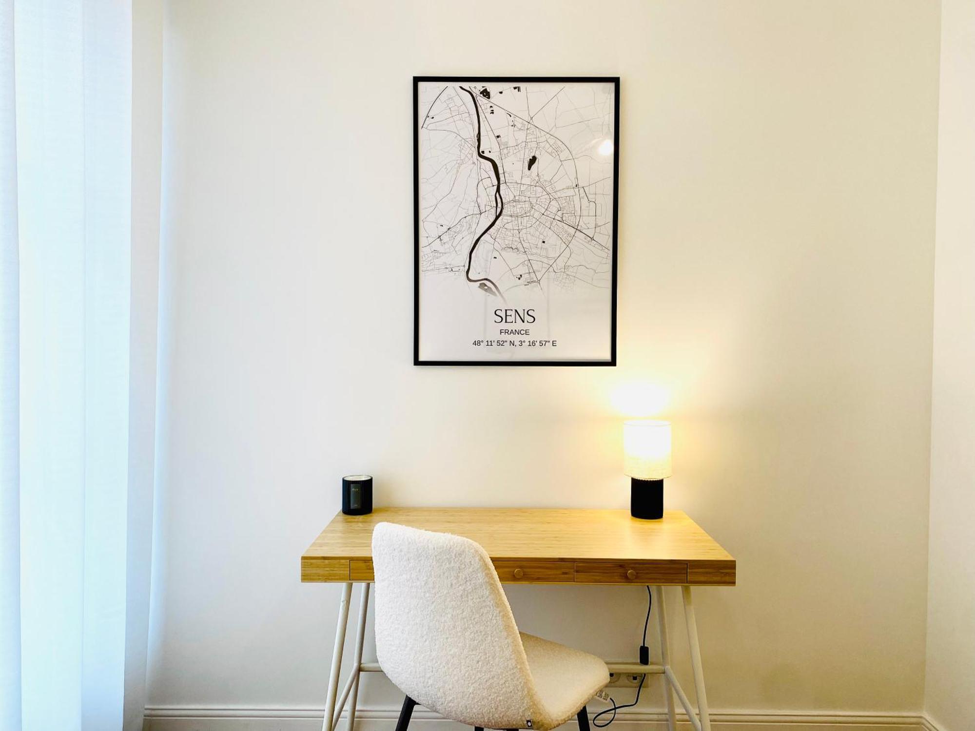 Le Subtil - Best Keys - Elegance & Confort - 2 Chambres Separees - Lit Queen Size - Smart Tv Netflix - Entre Gare & Centre Ville - A 1H De Paris - Wifi Fibre - Check-In Autonome Sens Bagian luar foto